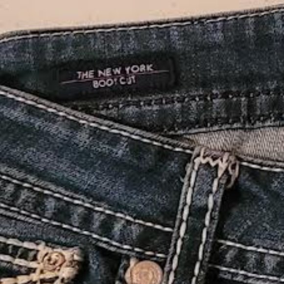 Vigoss The New York Boot Cut - Women's size 3/4 length 33 - Picture 9 of 9